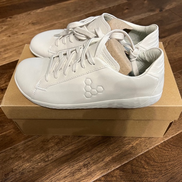 Vivo barefoot Shoes - Vivobarefoot  Geo Court II Womens - Colour: Limestone - 39EU